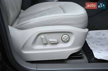 Позашляховик / Кросовер Audi Q5 2012 в 