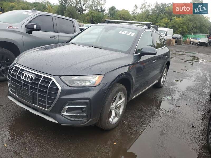 Внедорожник / Кроссовер Audi Q5 2020 в 