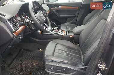 Внедорожник / Кроссовер Audi Q5 2020 в 