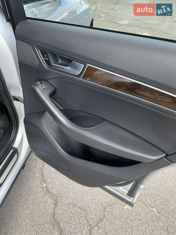 Внедорожник / Кроссовер Audi Q5 2013 в Киеве