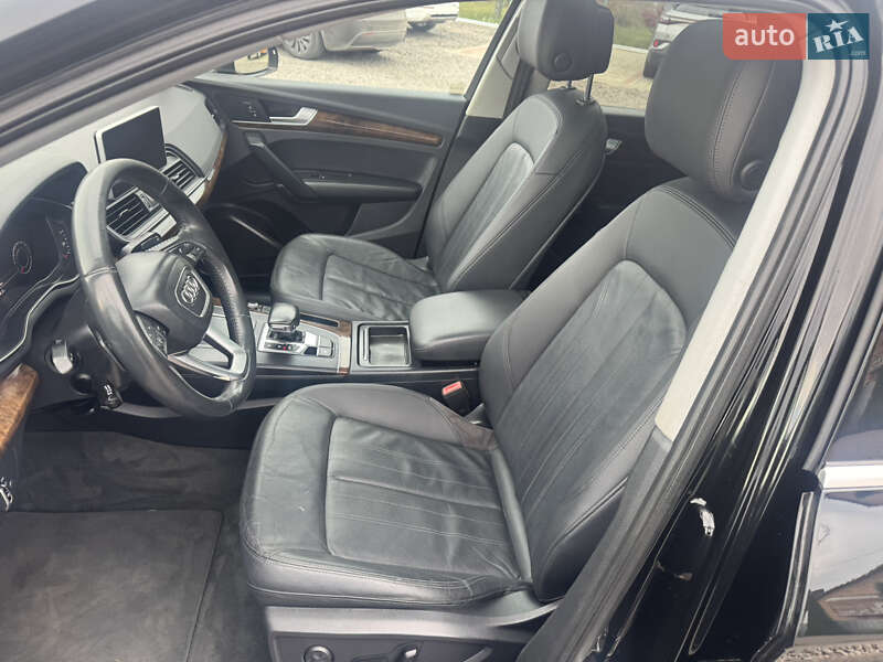 Внедорожник / Кроссовер Audi Q5 2018 в Луцке