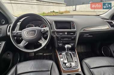 Внедорожник / Кроссовер Audi Q5 2015 в 