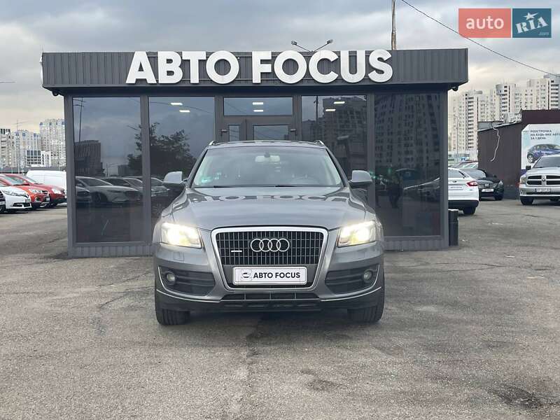 Внедорожник / Кроссовер Audi Q5 2011 в Киеве