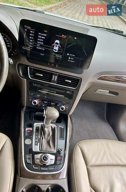 Внедорожник / Кроссовер Audi Q5 2015 в 