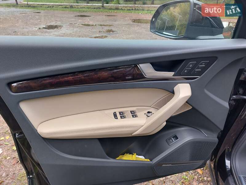 Внедорожник / Кроссовер Audi Q5 2019 в Дрогобыче