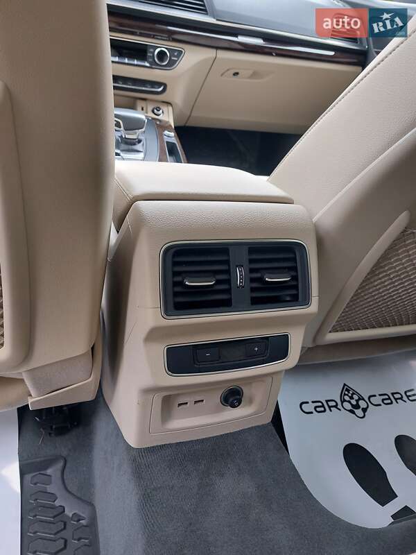Внедорожник / Кроссовер Audi Q5 2019 в Дрогобыче