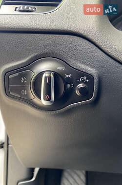 Внедорожник / Кроссовер Audi Q5 2010 в 
