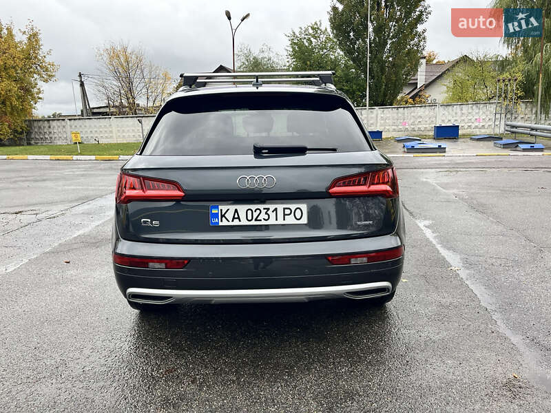 Позашляховик / Кросовер Audi Q5 2019 в Василькові