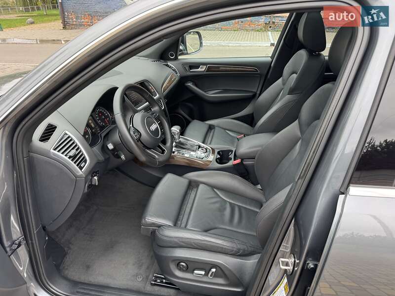 Внедорожник / Кроссовер Audi Q5 2016 в Луцке