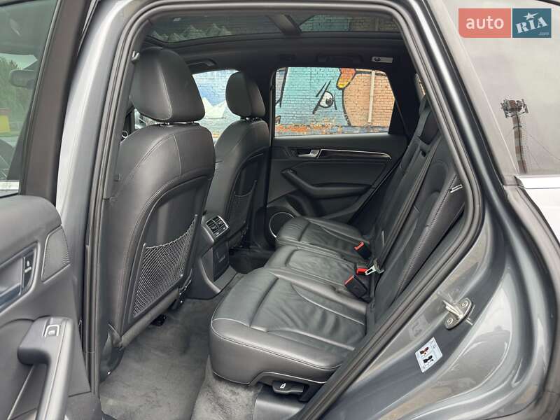 Внедорожник / Кроссовер Audi Q5 2016 в Луцке