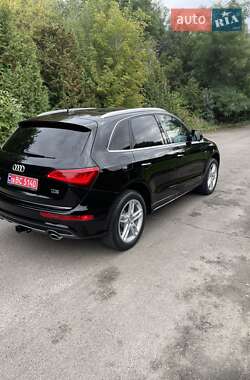 Внедорожник / Кроссовер Audi Q5 2015 в 