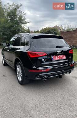 Внедорожник / Кроссовер Audi Q5 2015 в 