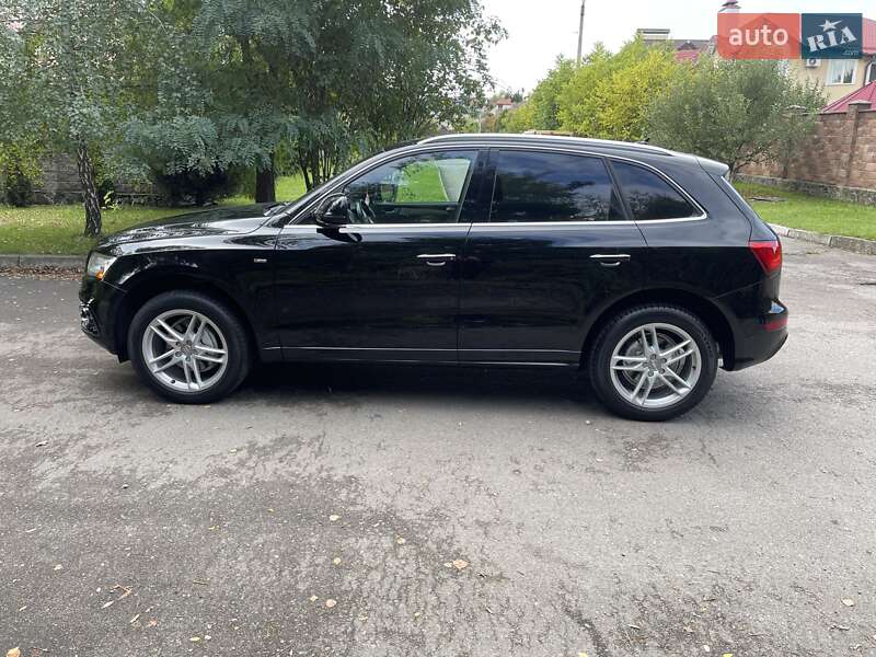 Внедорожник / Кроссовер Audi Q5 2015 в Ровно