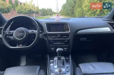 Внедорожник / Кроссовер Audi Q5 2015 в 