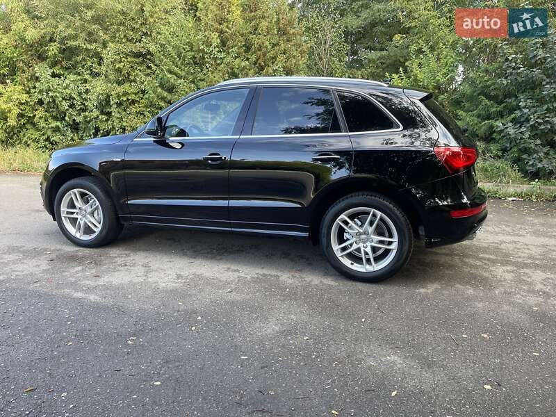 Внедорожник / Кроссовер Audi Q5 2015 в Ровно