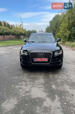 Внедорожник / Кроссовер Audi Q5 2015 в 