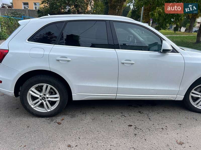 Позашляховик / Кросовер Audi Q5 2013 в Луцьку фото 4 Позашляховик / Кросовер Audi Q5 2013 в Луцьку