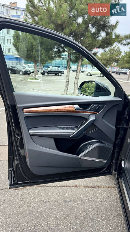 Внедорожник / Кроссовер Audi Q5 2022 в Одессе фото 20 Внедорожник / Кроссовер Audi Q5 2022 в Одессе
