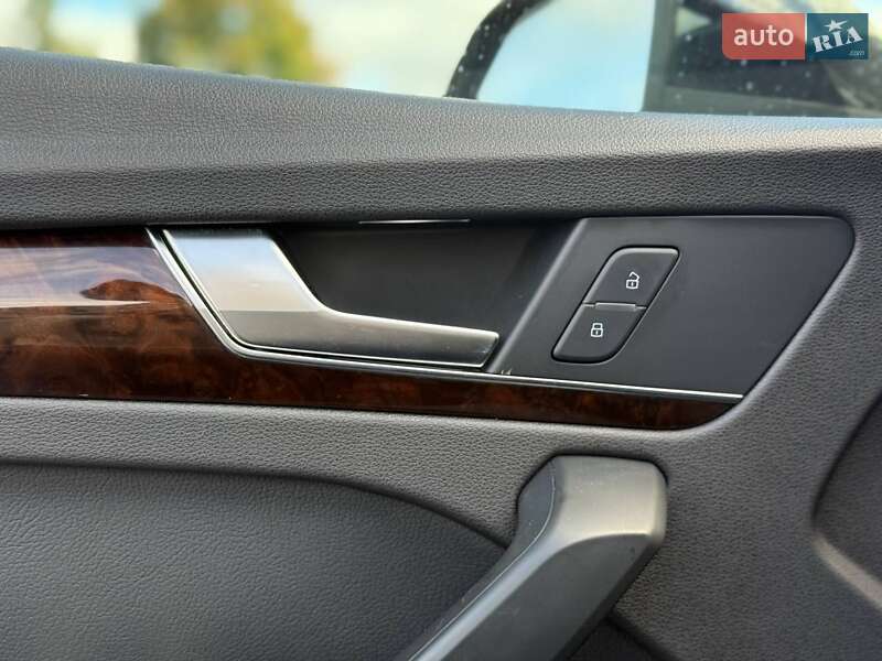 Позашляховик / Кросовер Audi Q5 2017 в Рівному фото 30 Позашляховик / Кросовер Audi Q5 2017 в Рівному