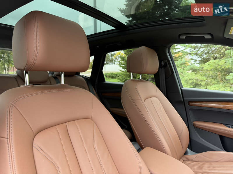 Позашляховик / Кросовер Audi Q5 2022 в Одесі