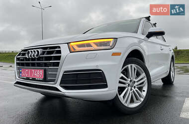 Внедорожник / Кроссовер Audi Q5 2019 в 