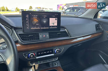 Внедорожник / Кроссовер Audi Q5 2022 в 