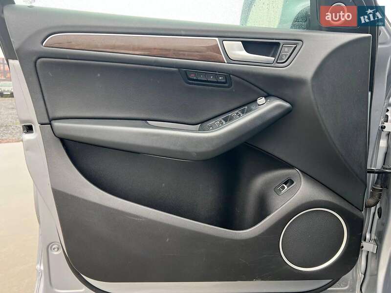 Внедорожник / Кроссовер Audi Q5 2015 в Львове