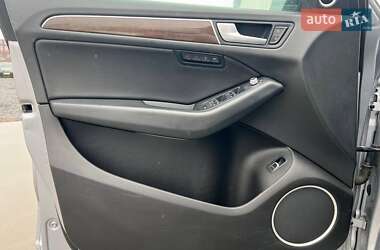 Позашляховик / Кросовер Audi Q5 2015 в 