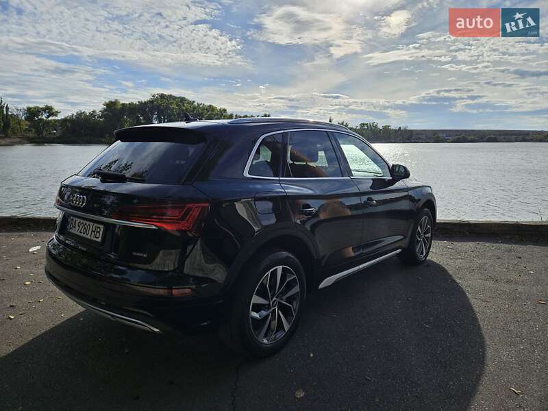 Позашляховик / Кросовер Audi Q5 2021 в Кривому Розі