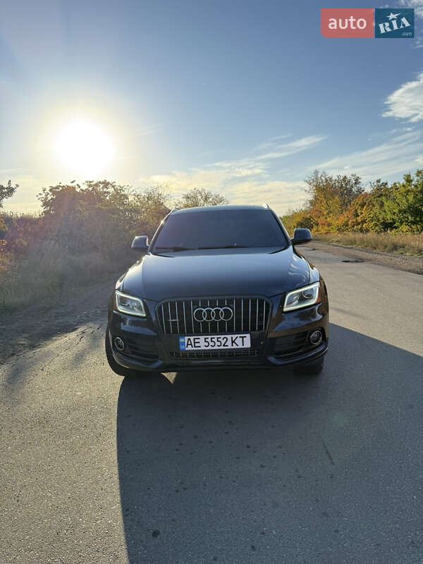 Позашляховик / Кросовер Audi Q5 2015 в Томаківці