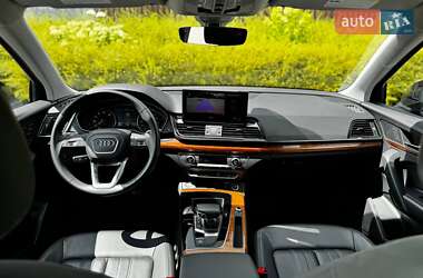 Внедорожник / Кроссовер Audi Q5 2023 в 