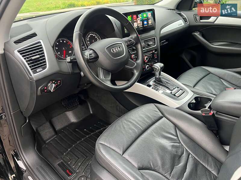 Позашляховик / Кросовер Audi Q5 2015 в Рівному