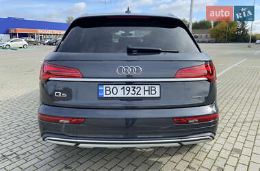 Позашляховик / Кросовер Audi Q5 2021 в 