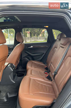 Внедорожник / Кроссовер Audi Q5 2012 в 