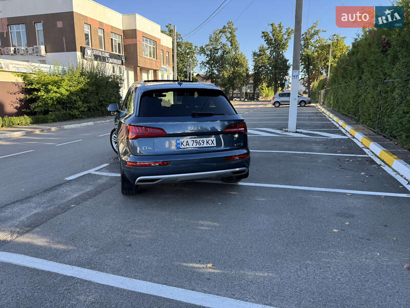 Внедорожник / Кроссовер Audi Q5 2017 в Киеве
