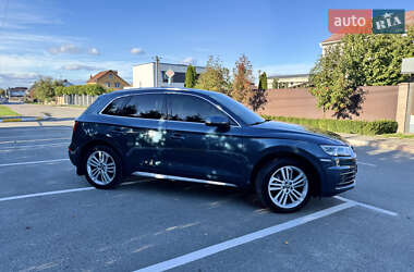 Внедорожник / Кроссовер Audi Q5 2017 в Киеве