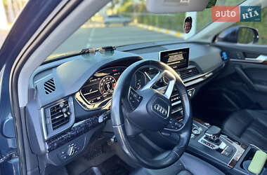 Внедорожник / Кроссовер Audi Q5 2017 в Киеве