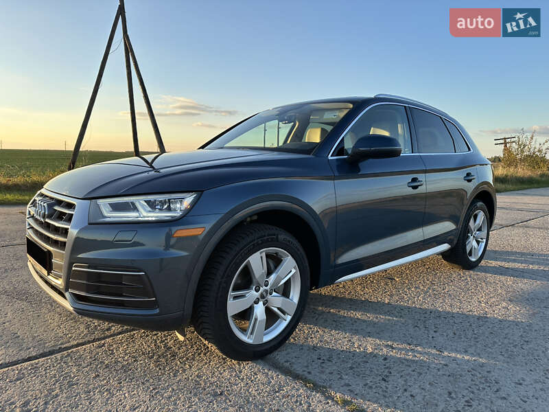 Внедорожник / Кроссовер Audi Q5 2018 в Луцке