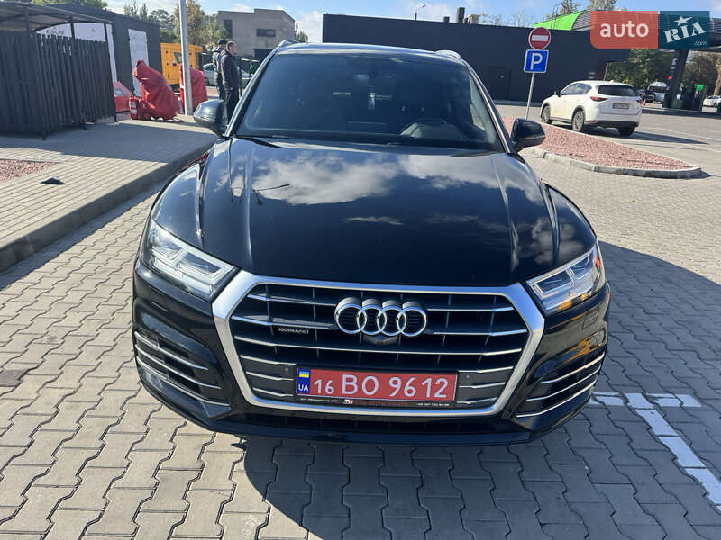 Позашляховик / Кросовер Audi Q5 2017 в Одесі