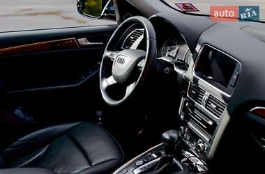 Внедорожник / Кроссовер Audi Q5 2016 в 