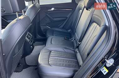 Позашляховик / Кросовер Audi Q5 2017 в 
