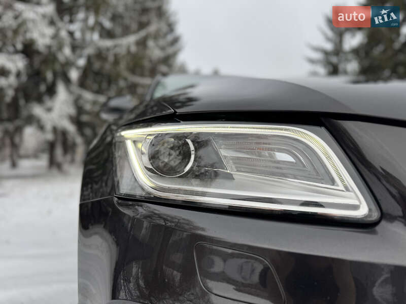 Позашляховик / Кросовер Audi Q5 2017 в Чернівцях