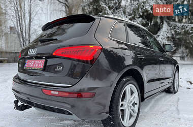 Позашляховик / Кросовер Audi Q5 2017 в 