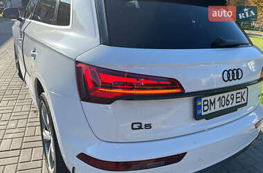 Внедорожник / Кроссовер Audi Q5 2020 в 