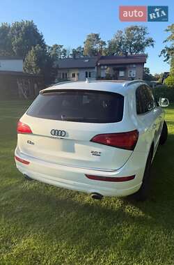 Внедорожник / Кроссовер Audi Q5 2016 в 