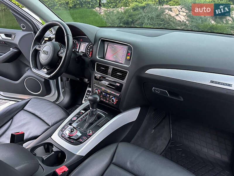 Внедорожник / Кроссовер Audi Q5 2014 в Днепре