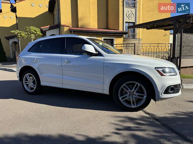 Позашляховик / Кросовер Audi Q5 2014 в Києві