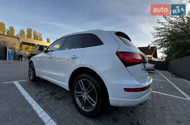 Позашляховик / Кросовер Audi Q5 2014 в 