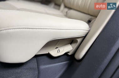 Внедорожник / Кроссовер Audi Q5 2022 в 