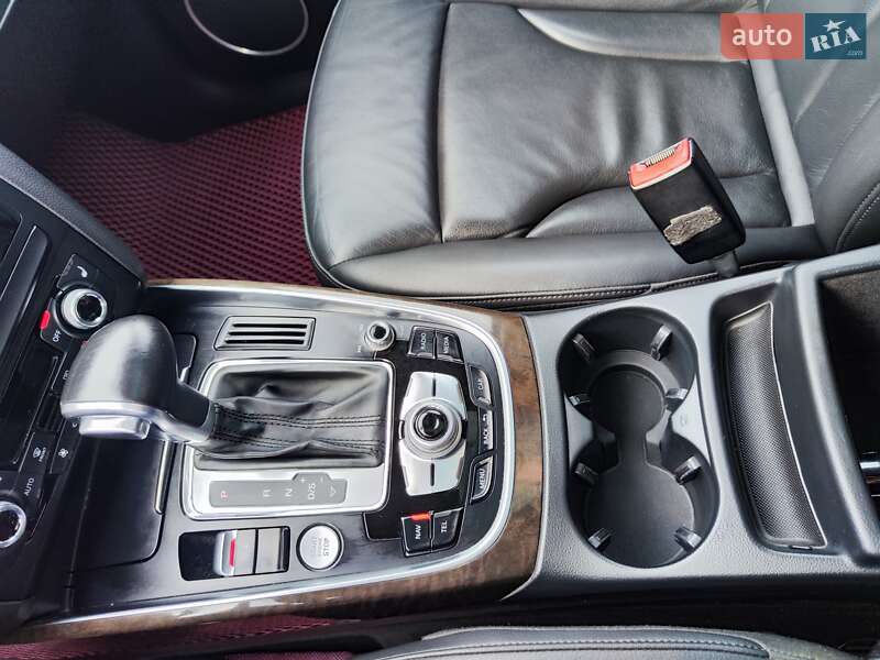 Позашляховик / Кросовер Audi Q5 2014 в Києві
